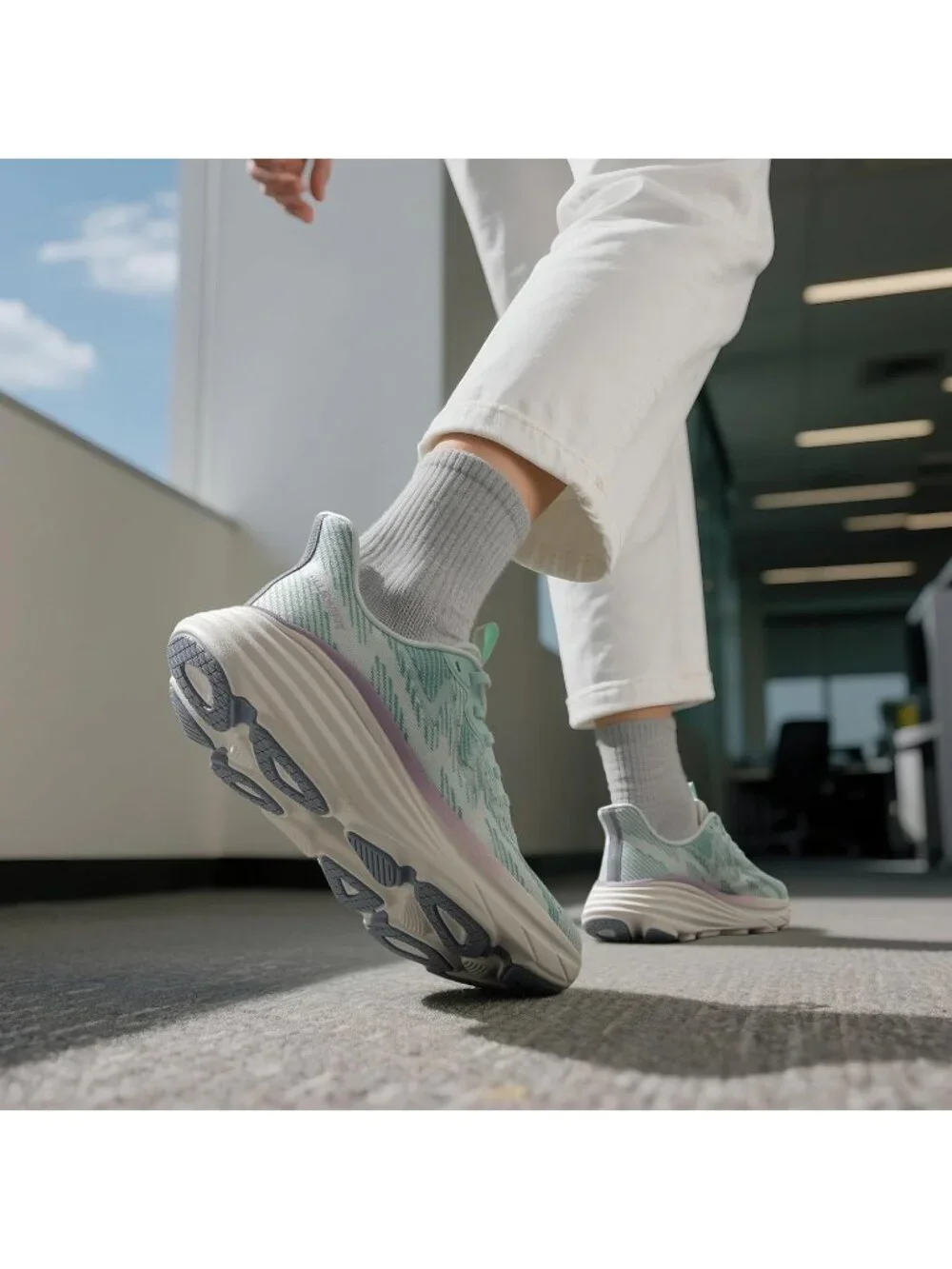 Women's Green Walking Shoes Slip On Pull On Round Toe Athletic Tennis Sneakers